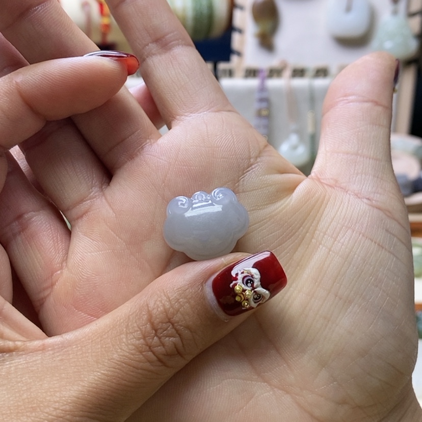 【闪购商品】和田玉颈饰未镶嵌花****袋