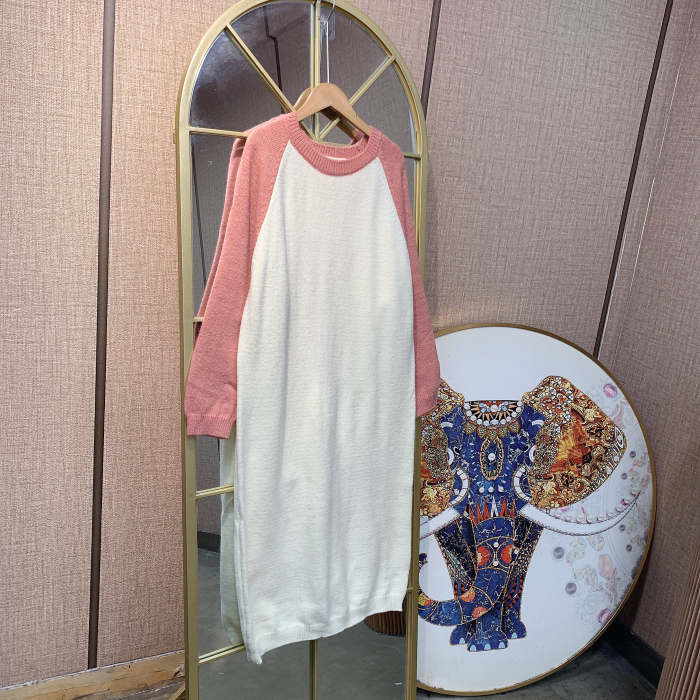 BS675孕妇杏色毛衣裙90-150