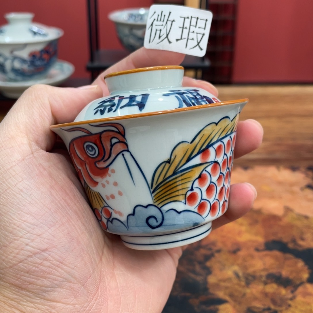 釉下手绘茶具微瑕