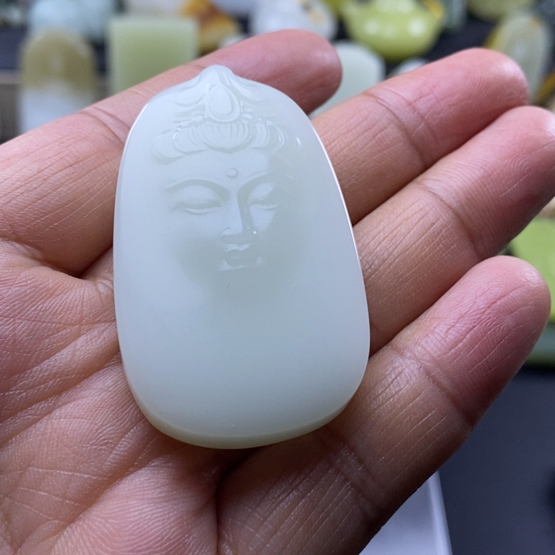 和田玉未镶嵌颈饰