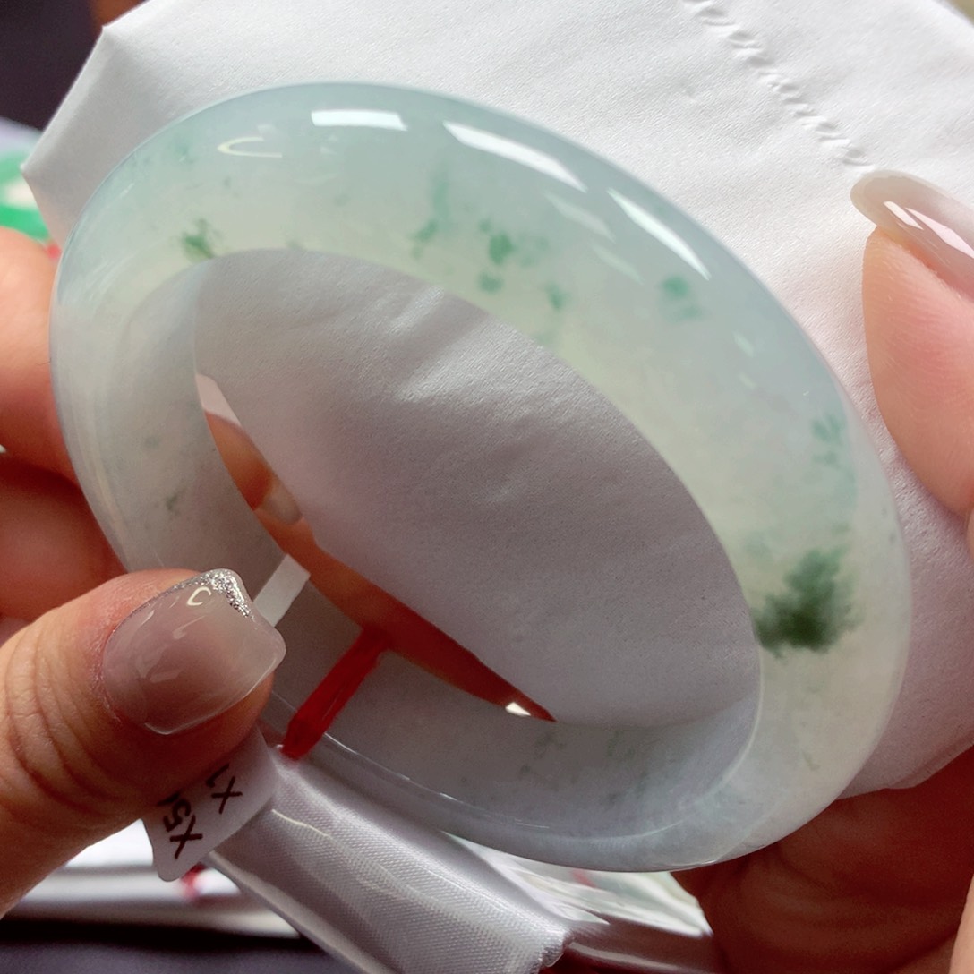 翡翠手镯未镶嵌56正15号88