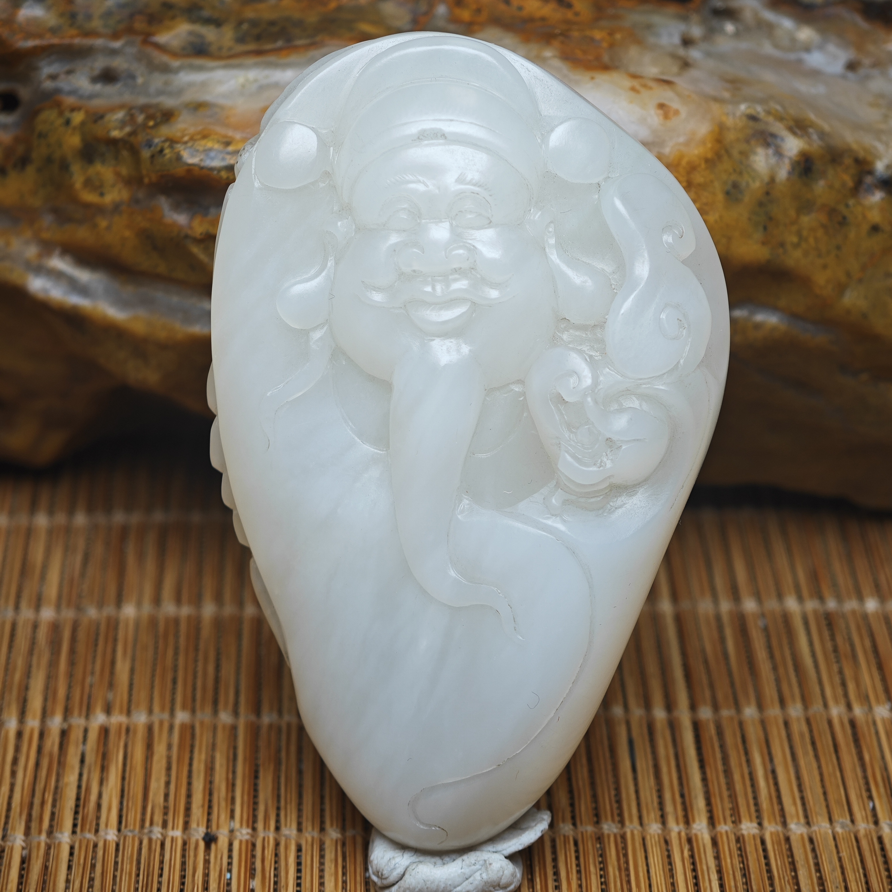 和田玉，老坑青海料，财神手把件，财神挂件。