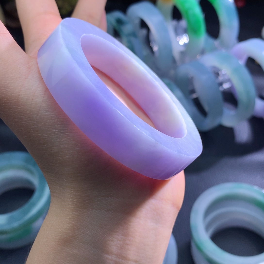 未镶嵌翡翠定制翡翠、**e