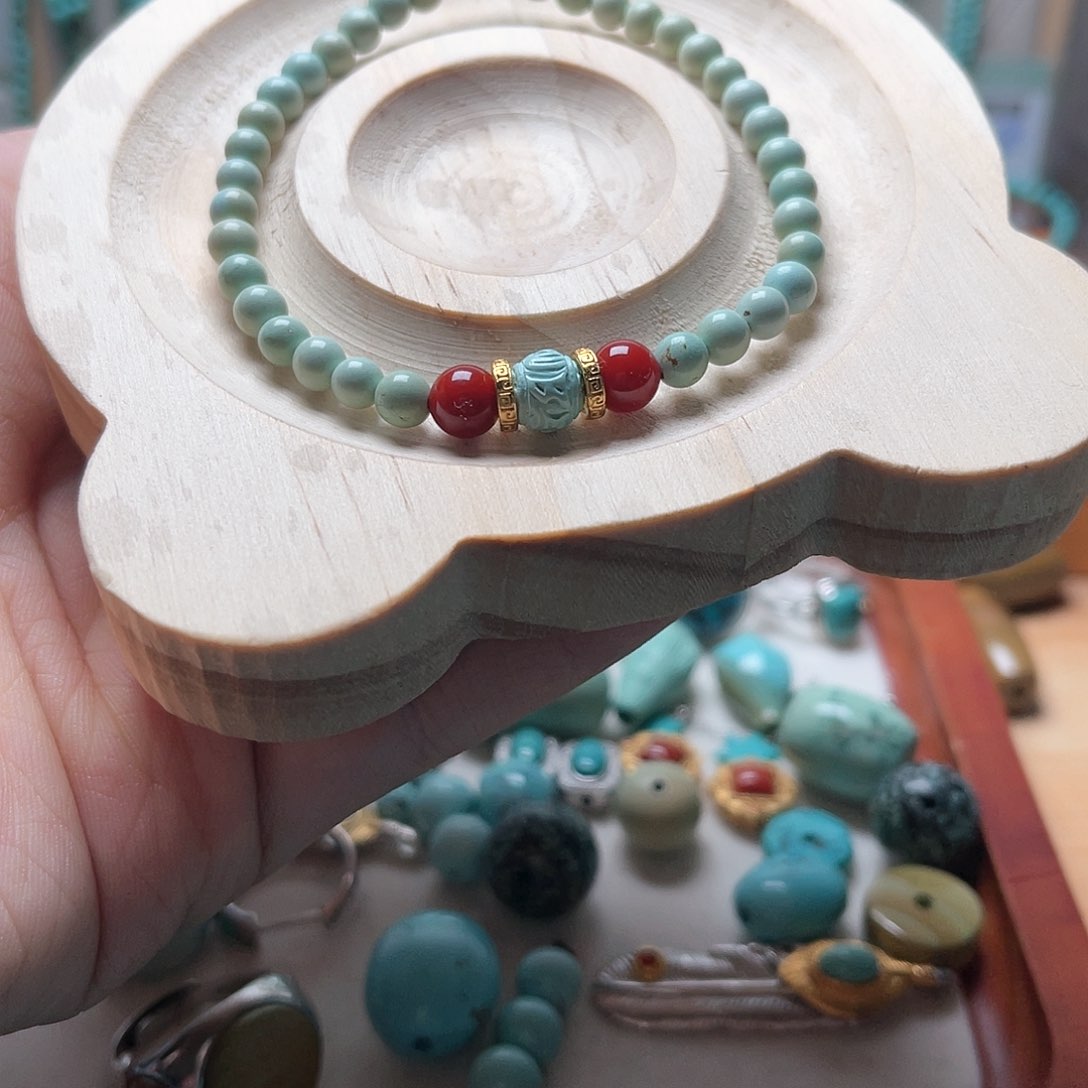 绿松石手串未镶嵌