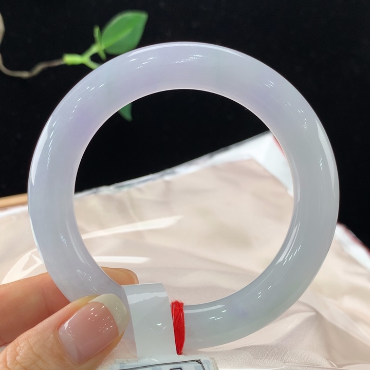 翡翠手镯未镶嵌111-0139