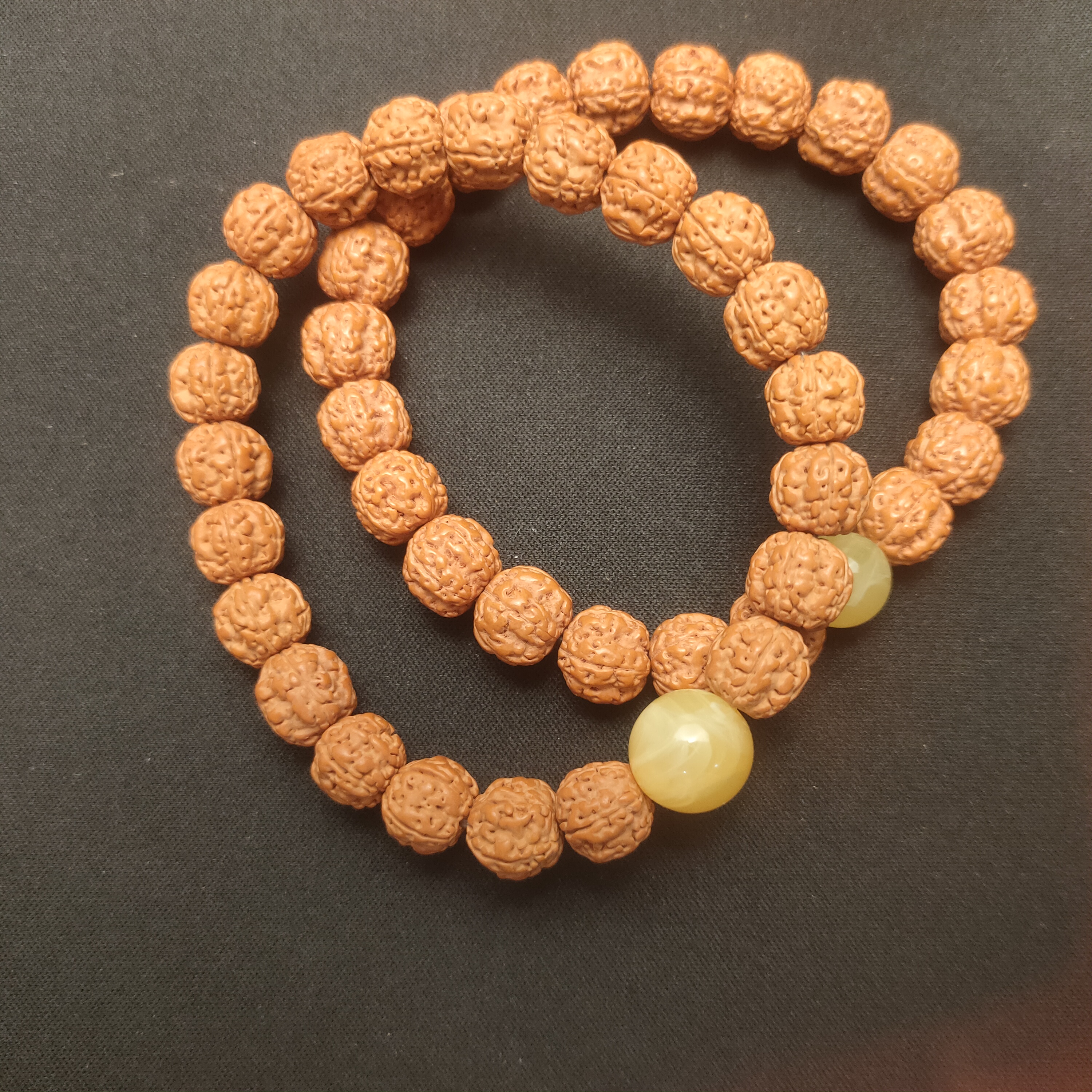 (原装老树盘龙单圈加配饰☞黄球)11mm左右金刚菩提手串盘龙小单圈