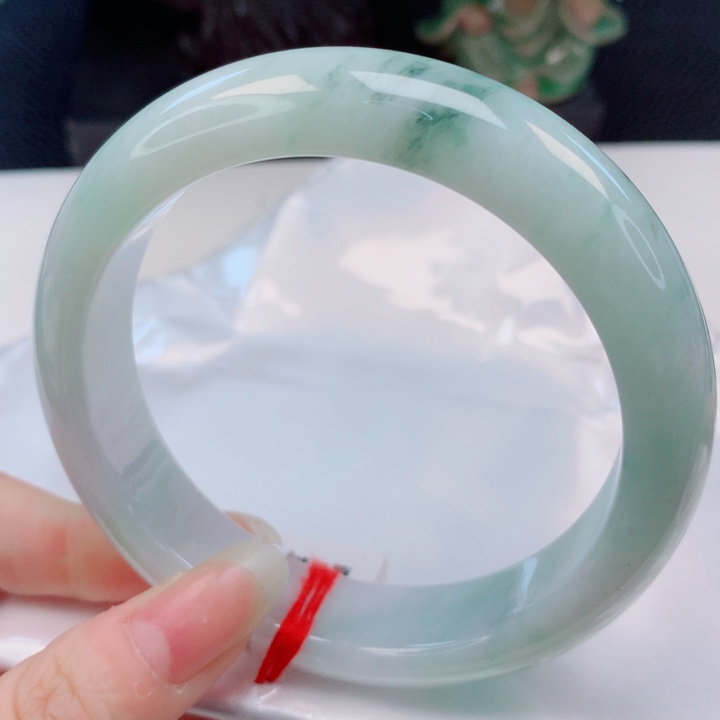 未镶嵌手镯翡翠64圈
