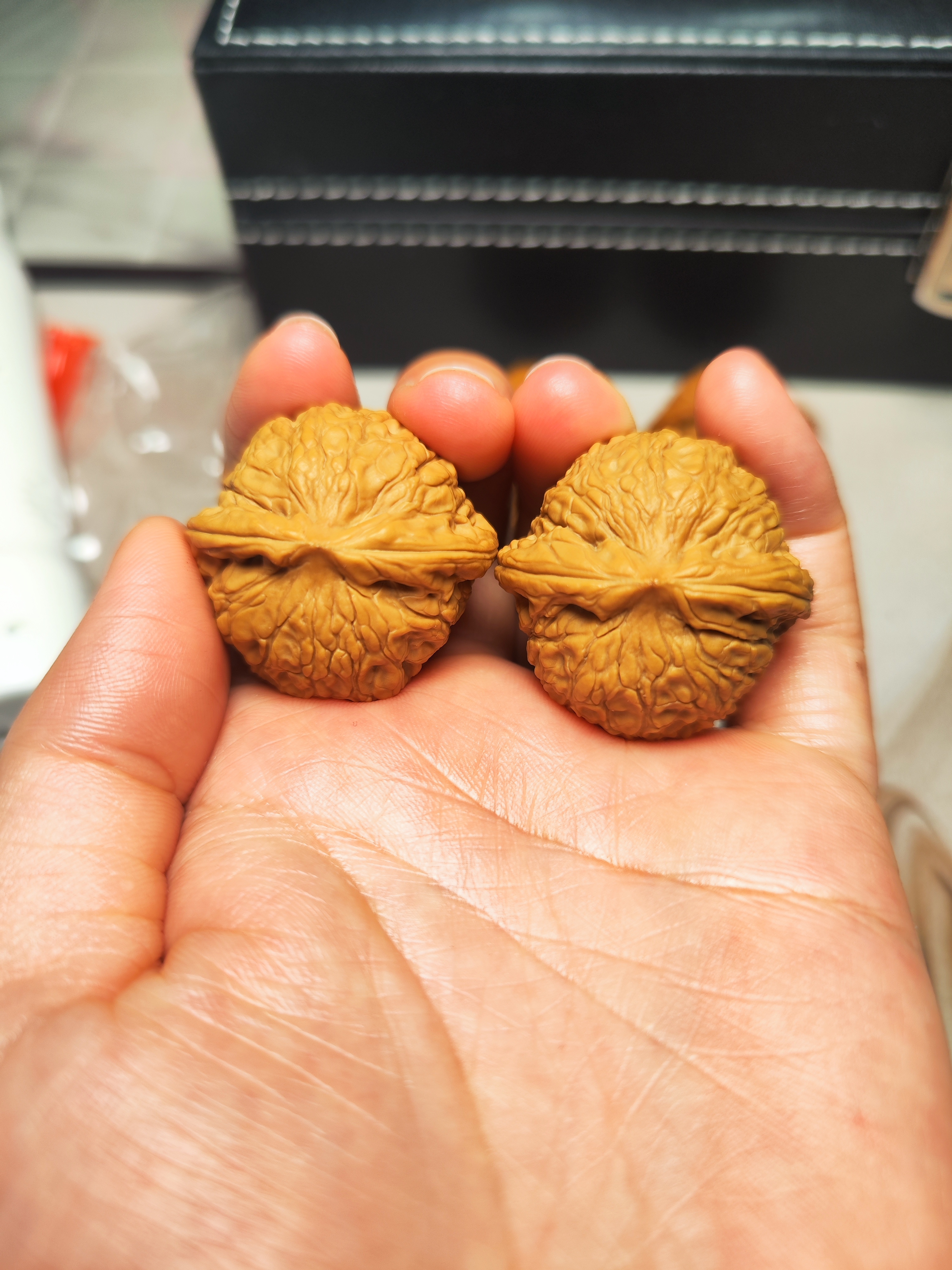 34尺乾隆磨文玩核桃