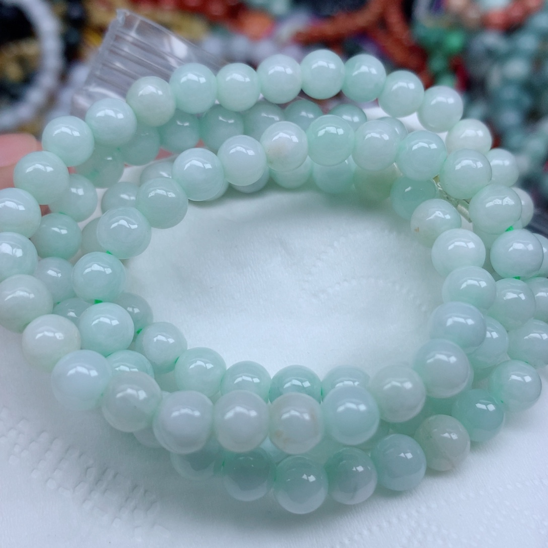 翡翠未镶嵌颈饰珠子翡翠