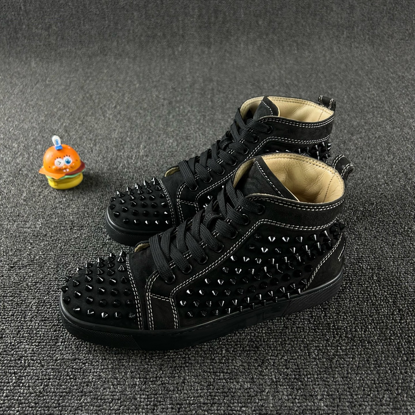 95新 Christian Louboutin/克里斯提·鲁布托 板鞋38.5码 HB5260 