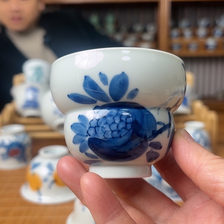 手工制作陶瓷器皿