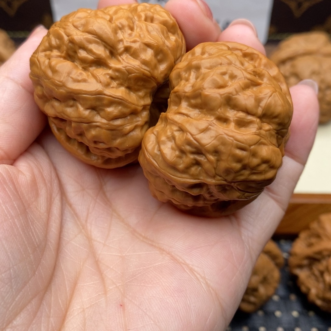 文玩核桃把件游*生边44左右