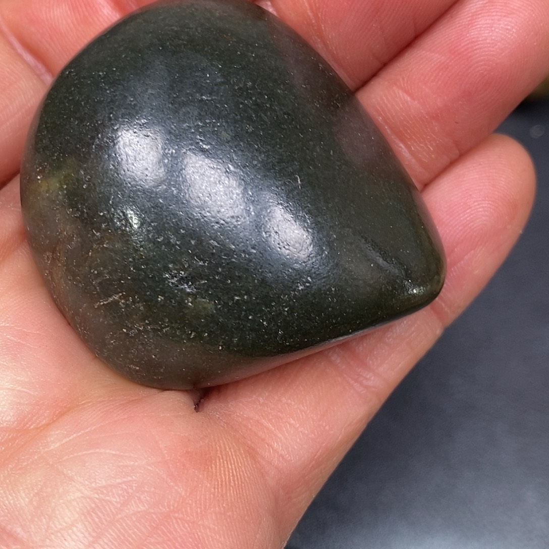 和田玉未镶嵌珠宝奇石