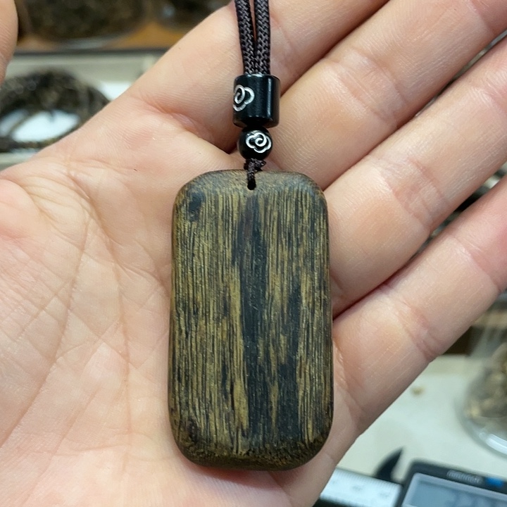 沉香吊坠奇楠挂件红油老料