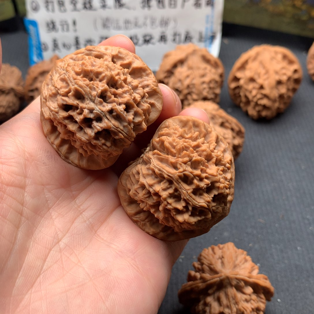 吊坠文玩核桃无**取野生荔枝纹