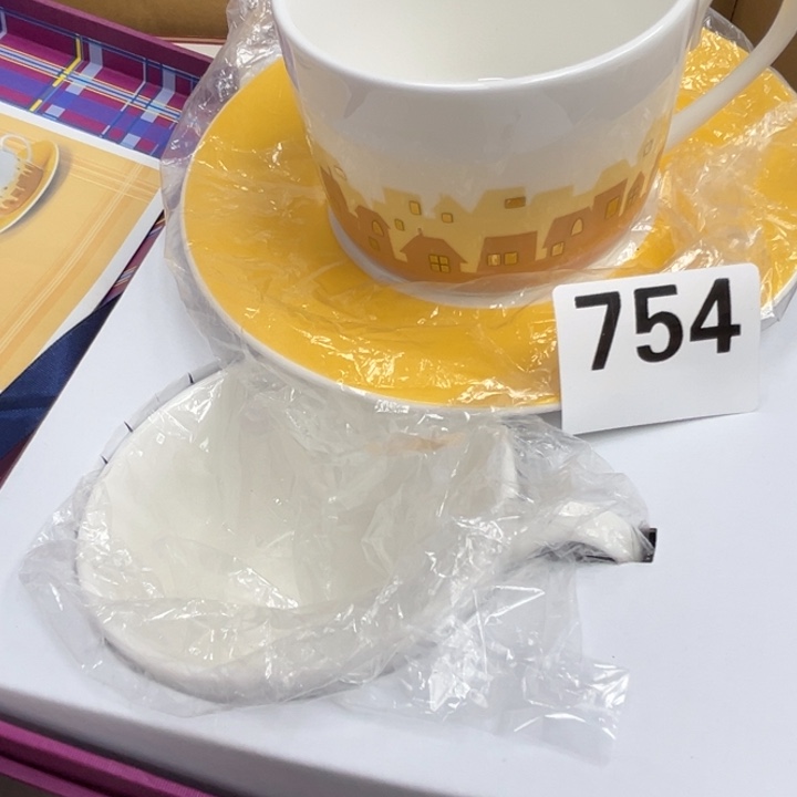 呀工艺品摆件瓷器摆件正能量