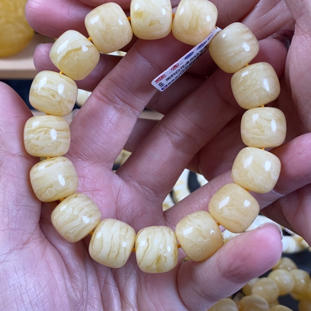 蜜蜡裸石未镶嵌冬**炒