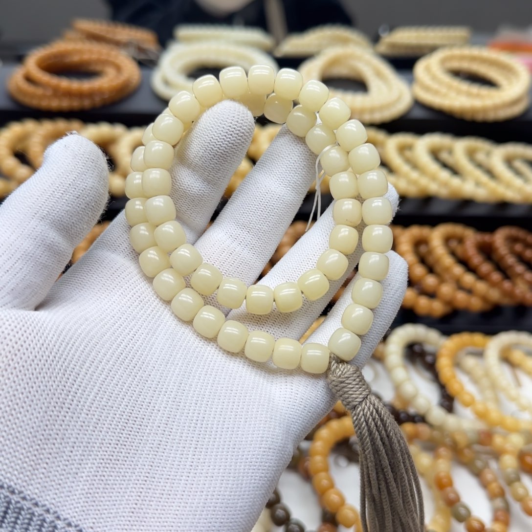 菩提根/象牙果手串8×9 5年 精工