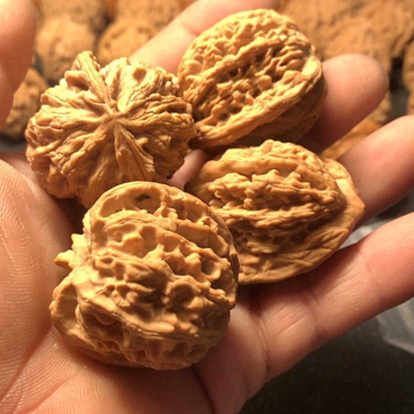 【闪购商品】C***界虎头苹果