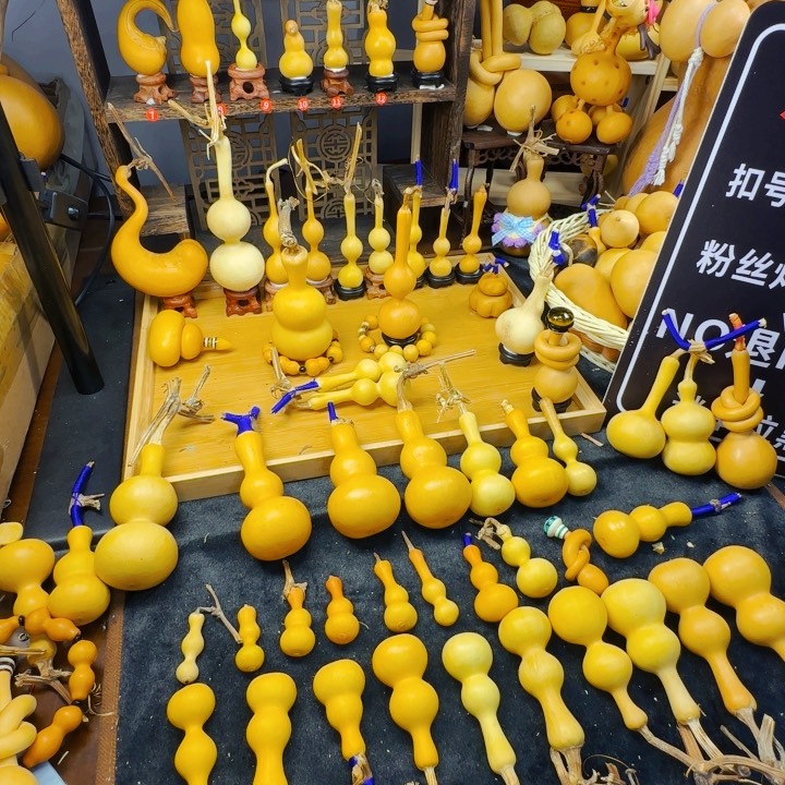 白*波葫芦好困好困好了