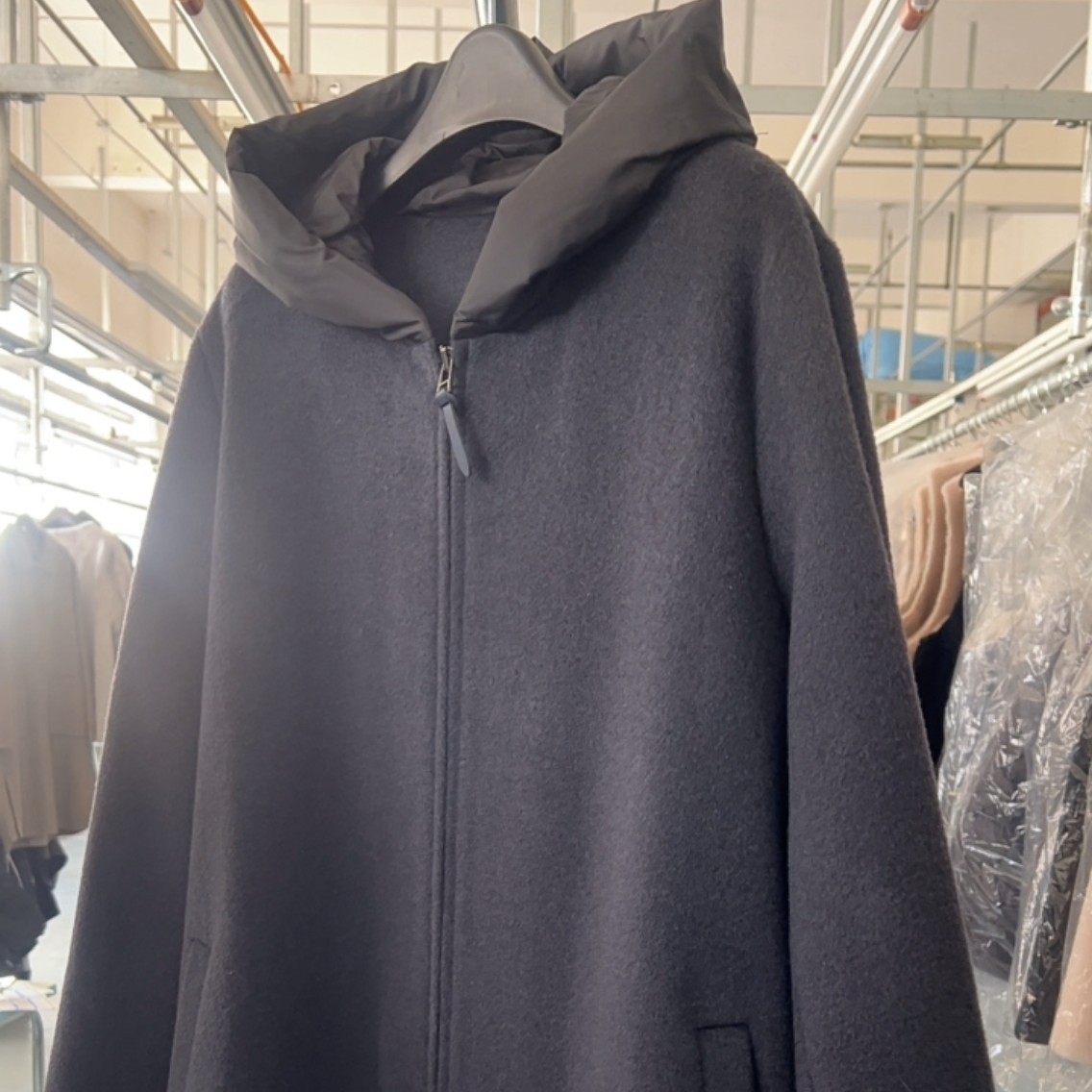 女士单面呢子大衣羽绒帽