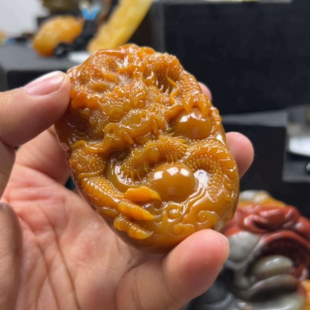 石英质玉（黄龙玉）未镶嵌多选发其一