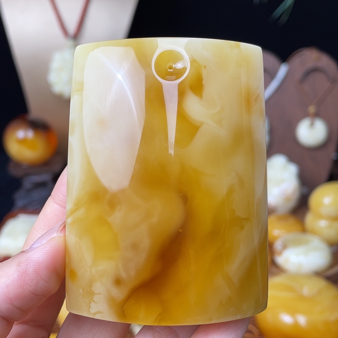 琥珀未镶嵌珠宝奇石