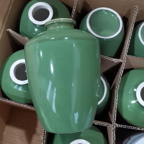 2斤装窑变绿微瑕2个