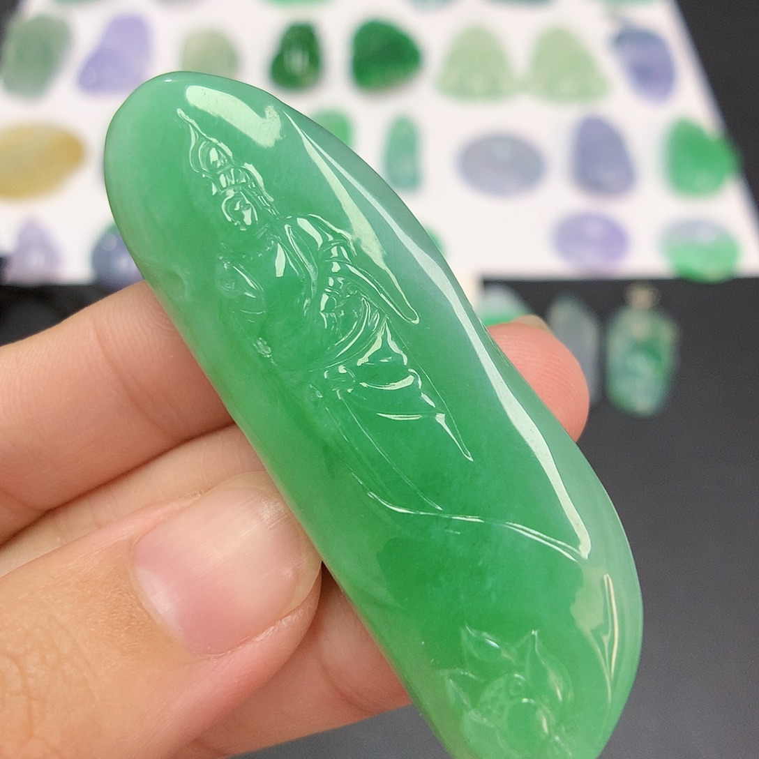 海***林翡翠未镶嵌颈饰站观音尾款