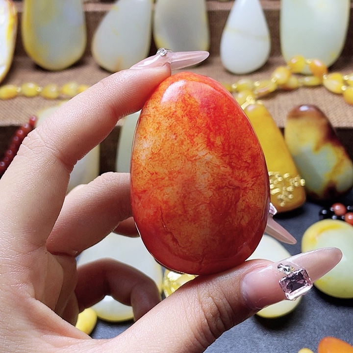 和田玉颈饰足银镶嵌