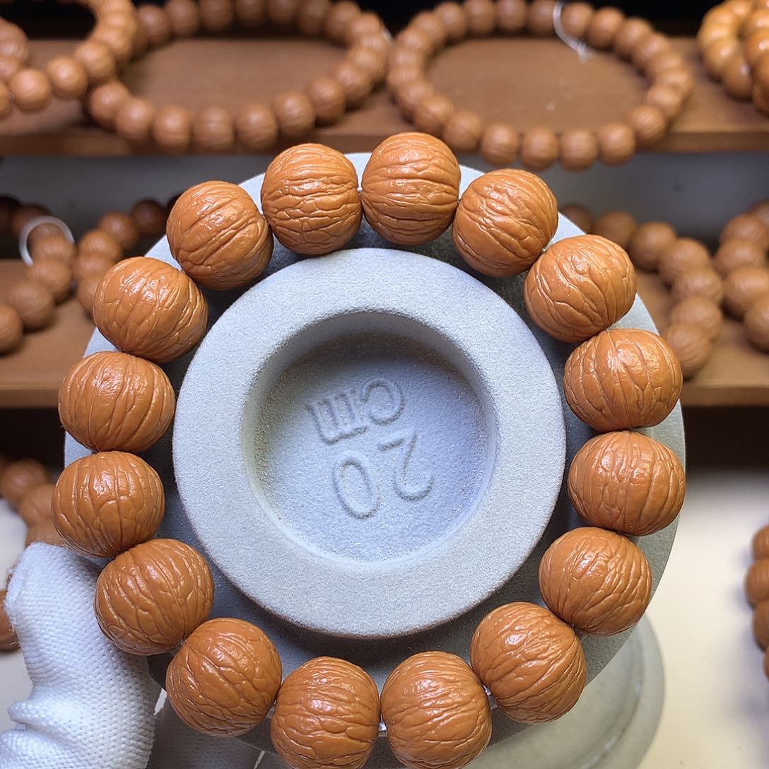 干***人吊坠猴头核桃18聚宝盆全品手串