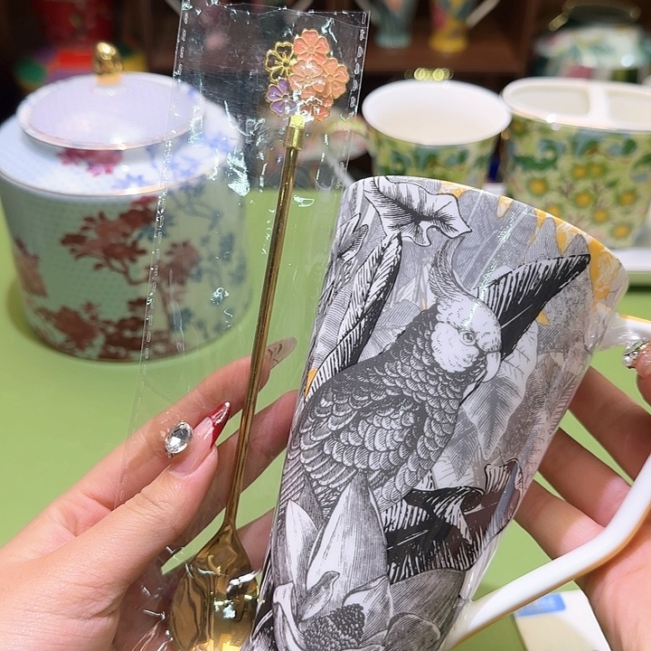 实付满10包邮哈骨瓷