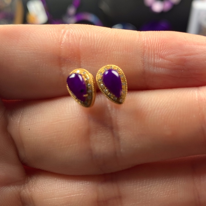 苏纪石（舒俱来）18K金镶嵌耳钉