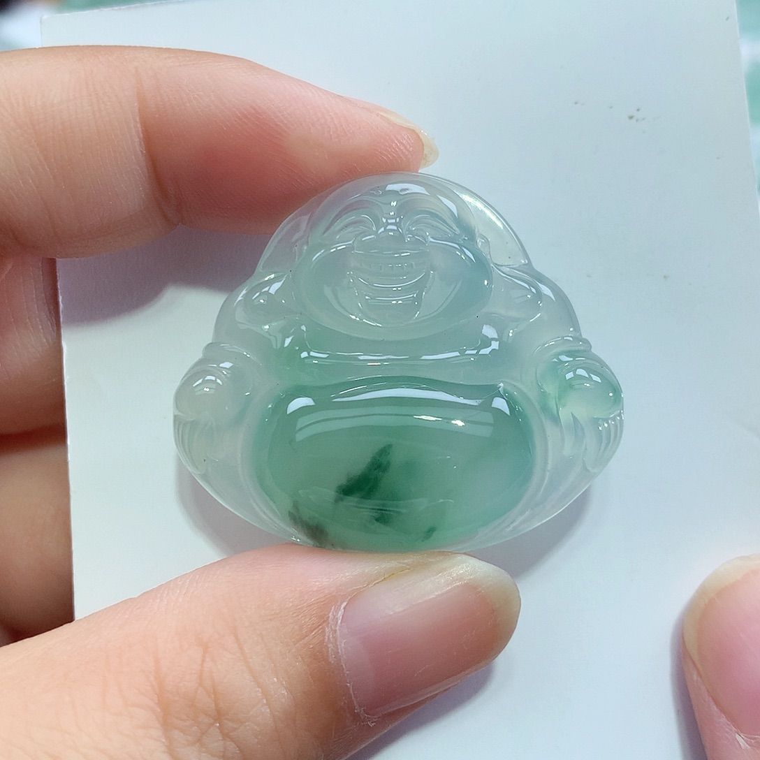 颈饰未镶嵌翡翠佛