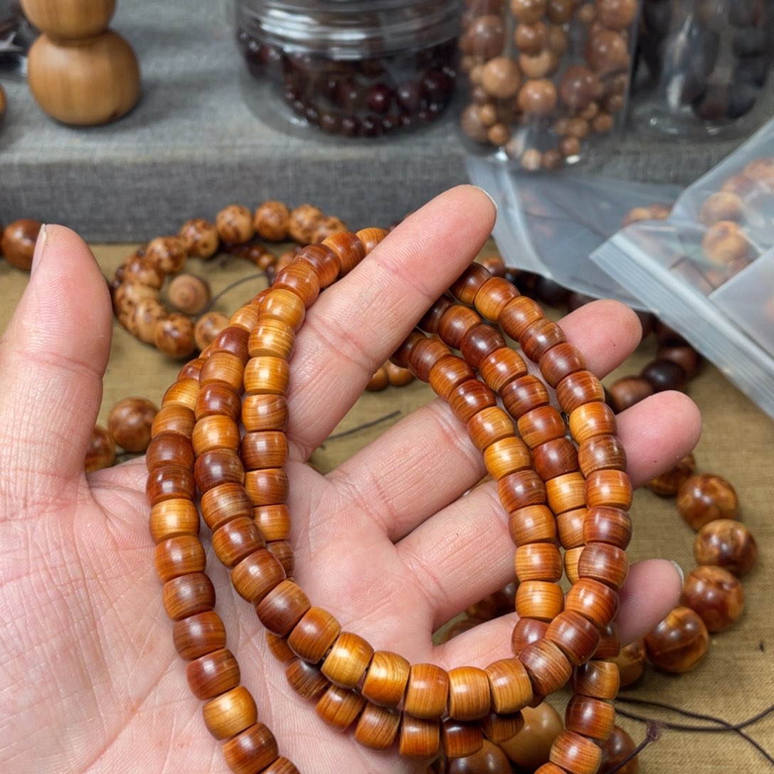 柏木（崖柏）无事牌一**?7-9太行崖柏陈化红黑油骨料直切