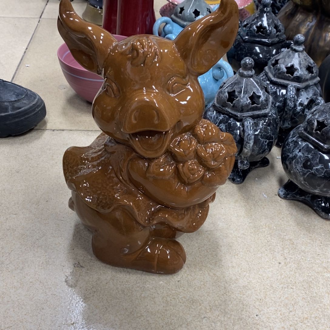 摆件陶瓷材料摆件花瓶