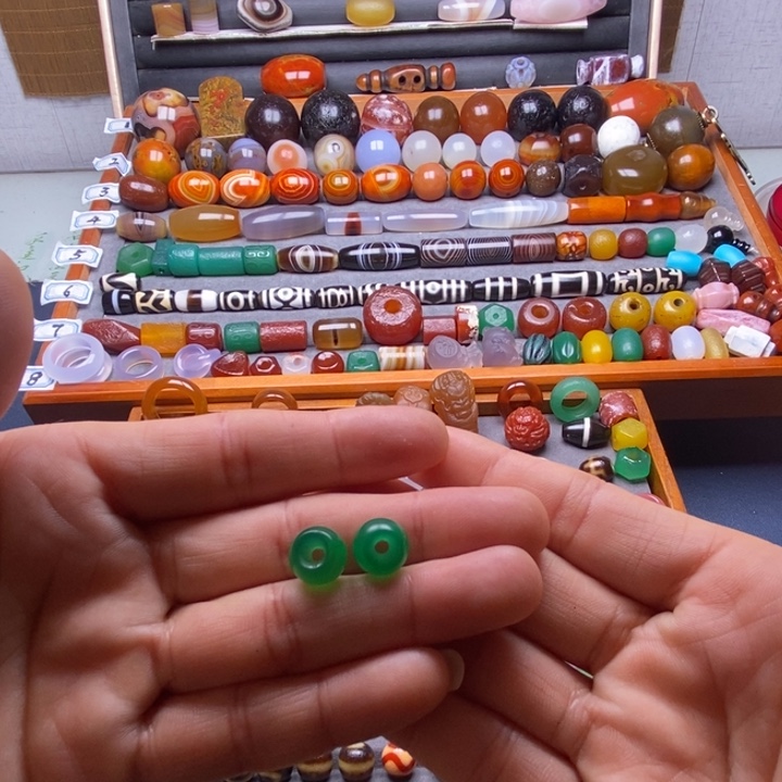 玛瑙/玉髓未镶嵌巴西玛瑙饰品桶珠