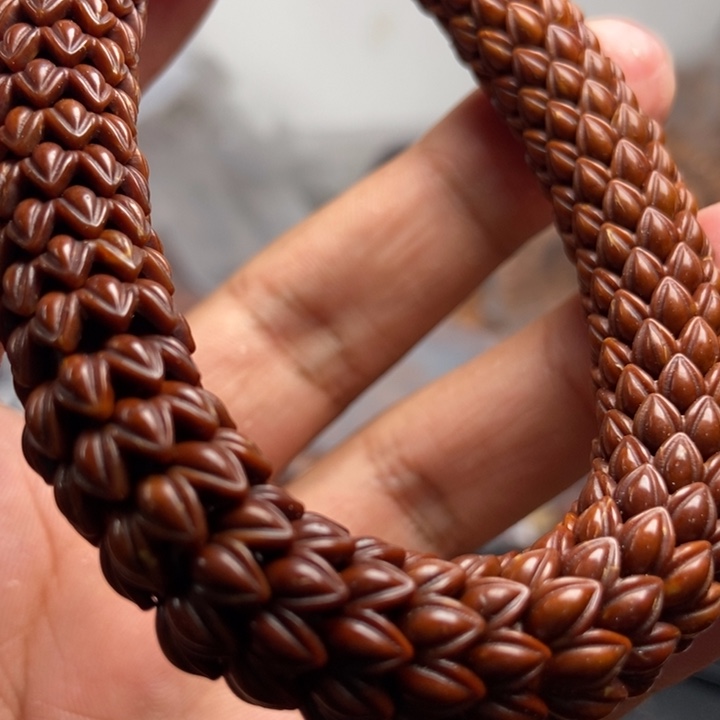 猴头核桃吊坠文玩手串