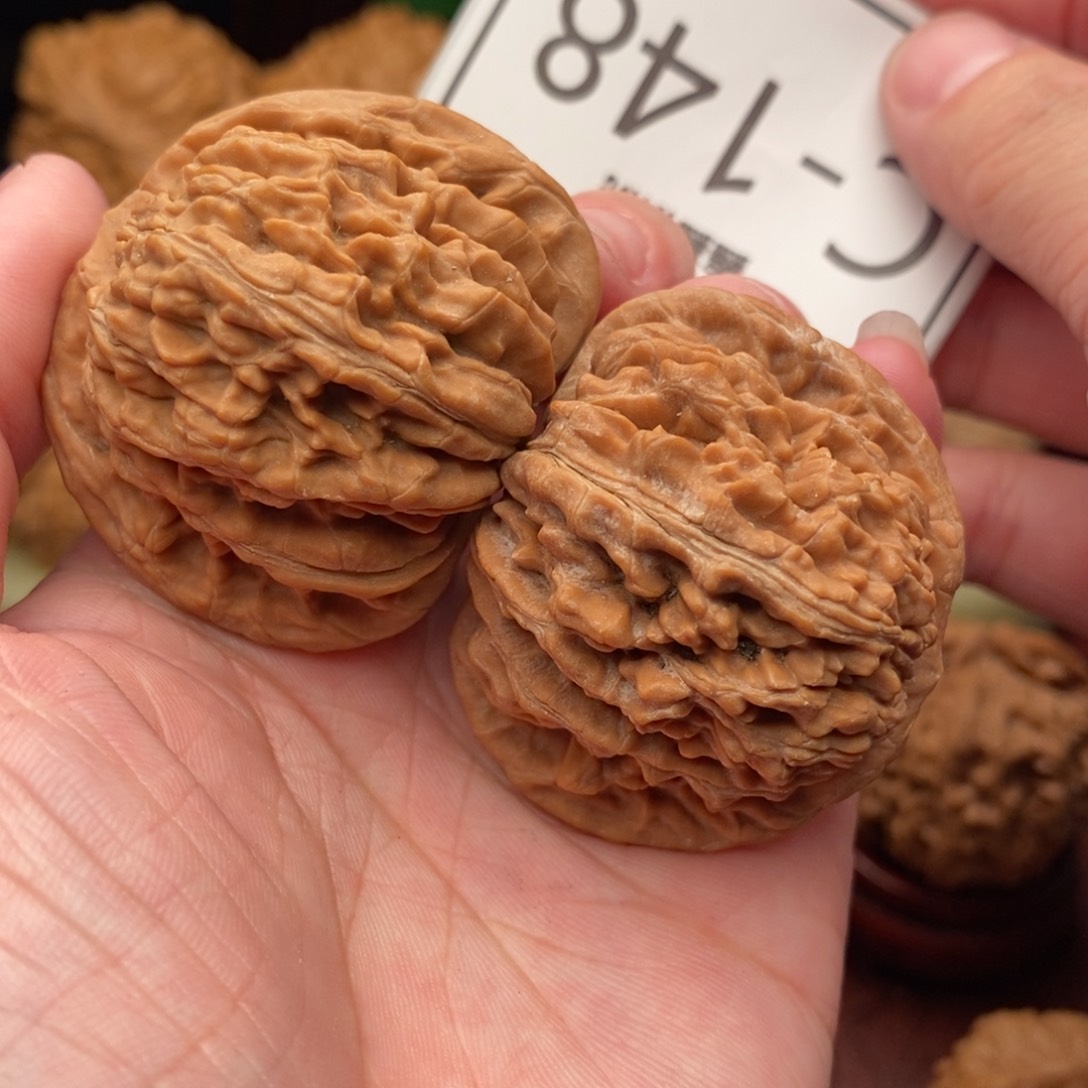 文玩核桃把件汉高楼44