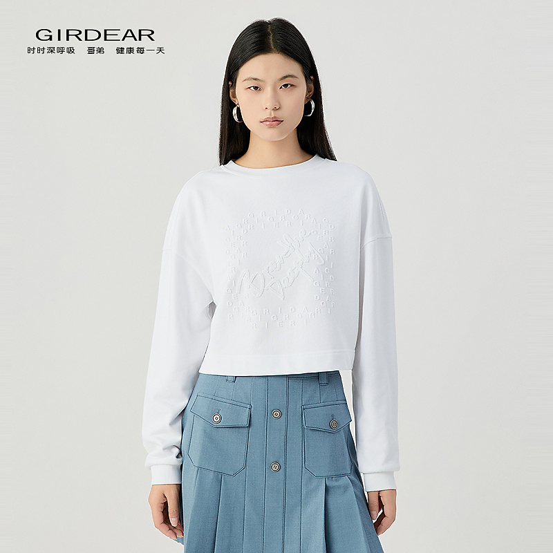 哥弟 质感女装新款时尚休闲圆领落肩绣花串珠套头长袖卫衣130067