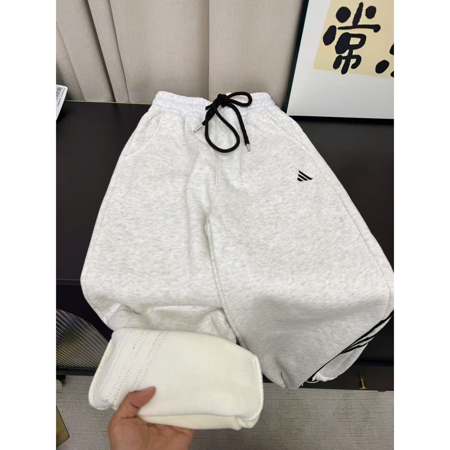 三条杠加绒加厚卫裤