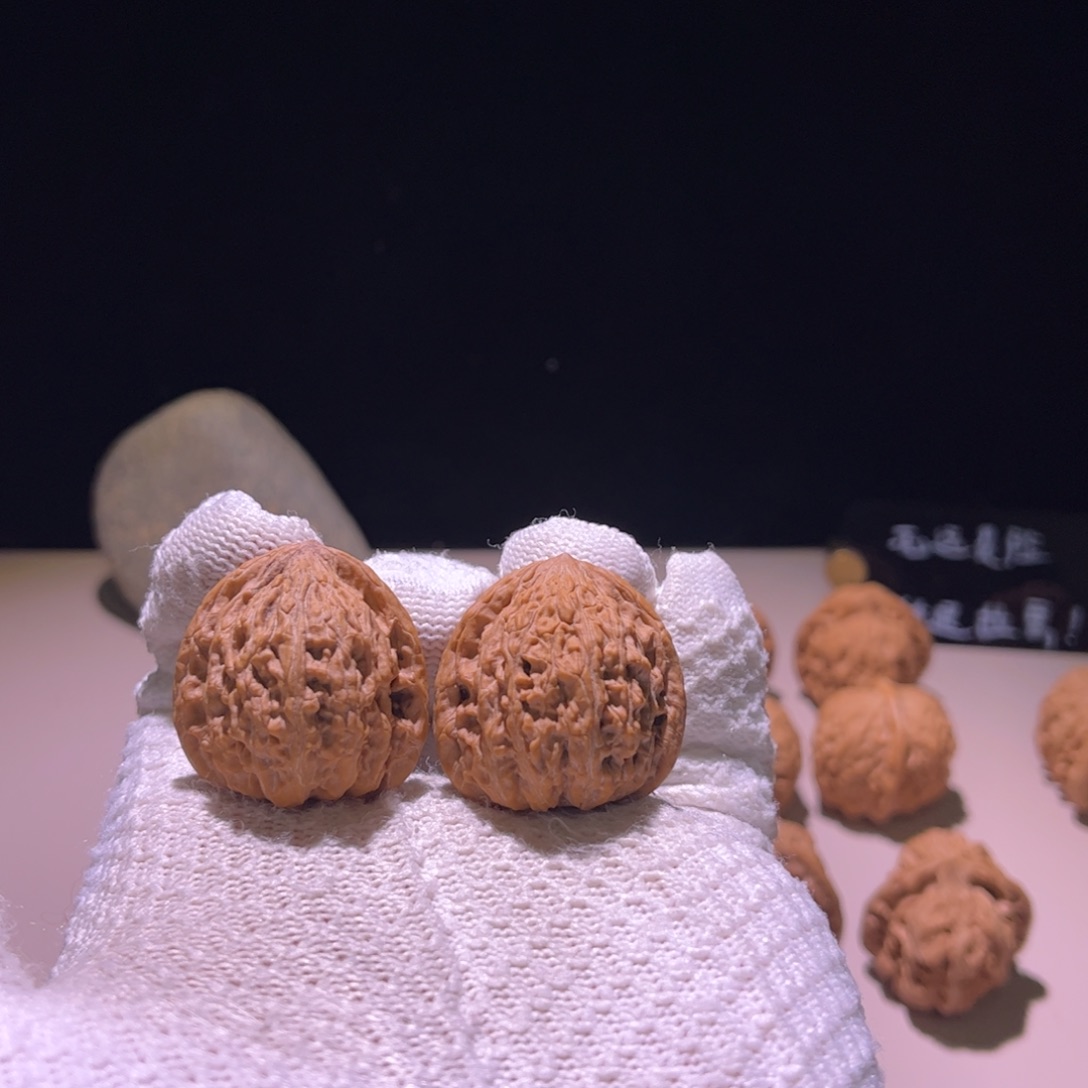 ****吊坠文玩核桃32密纹