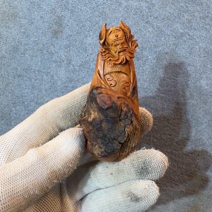 委*长崖柏摆件手把件等