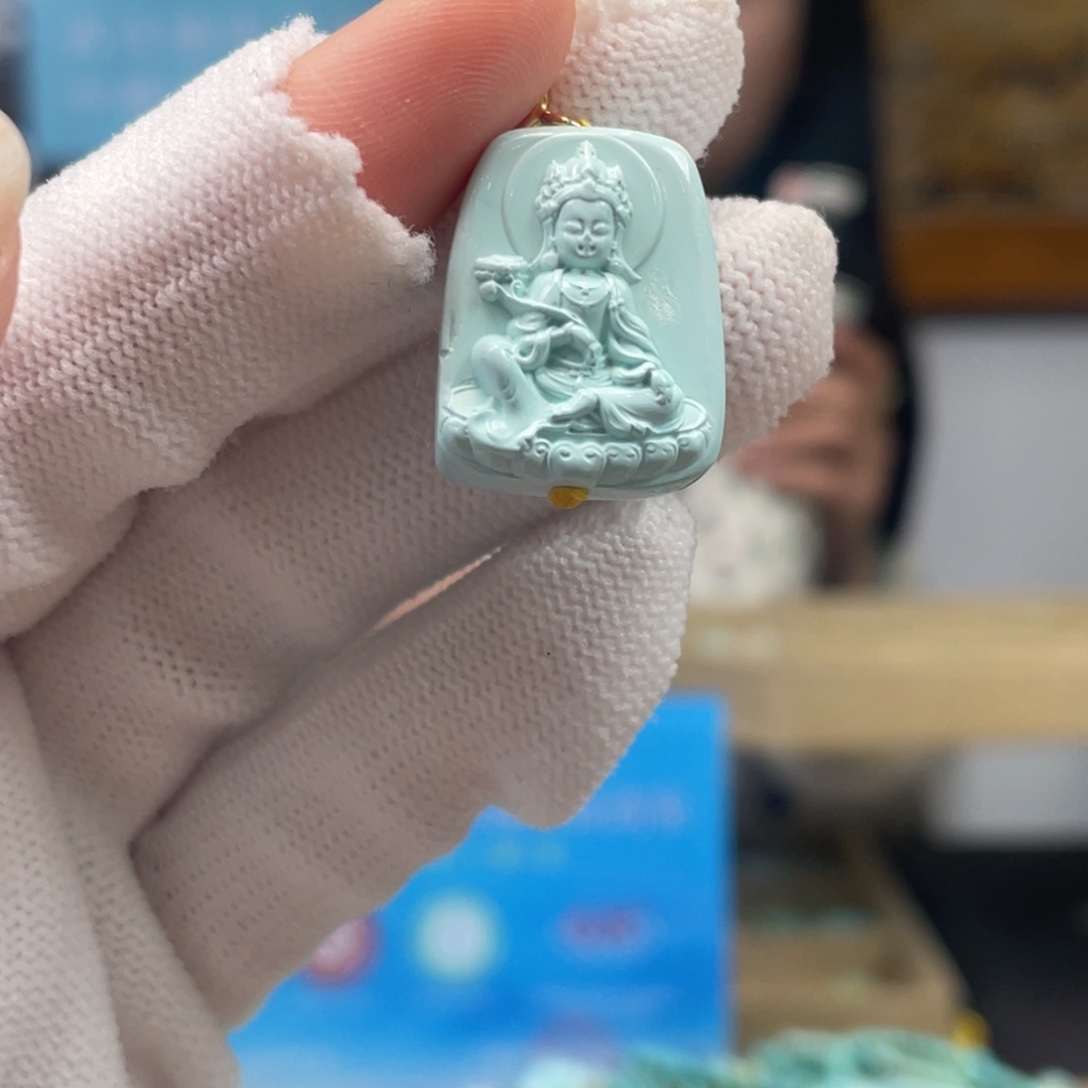 绿松石未镶嵌挂件