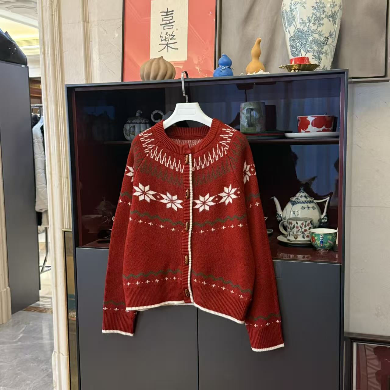 《费尔岛雪花》MYL 2025秋冬新品美丽诺羊毛混纺红色针织开衫上衣