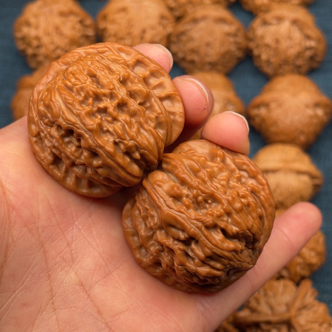 文玩核桃把件40全品平谷楼