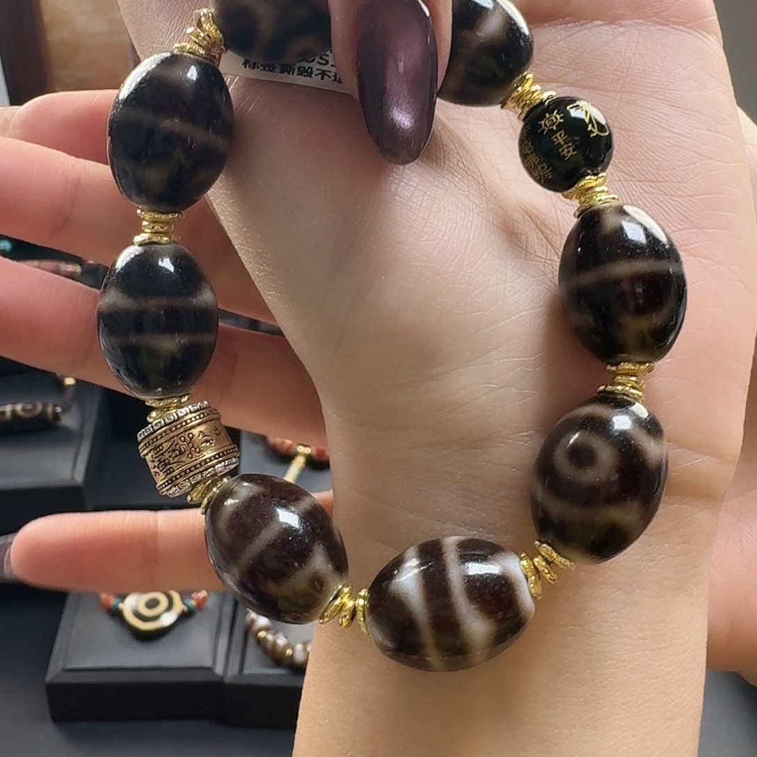 玛瑙/玉髓手串未镶嵌