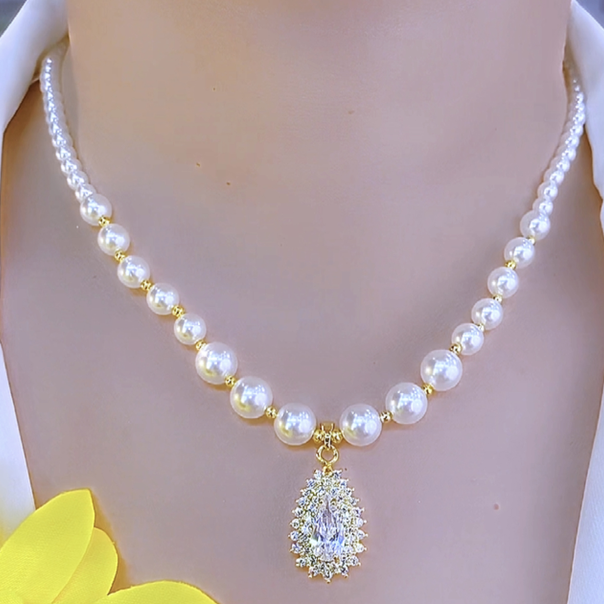 铜合金仿珍珠项链 时尚气质优雅欧美轻奢百搭水滴项链