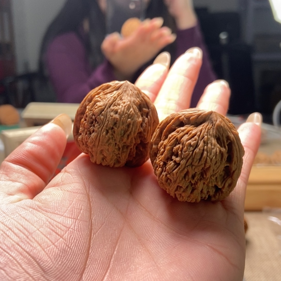 文玩核桃吊坠南疆99