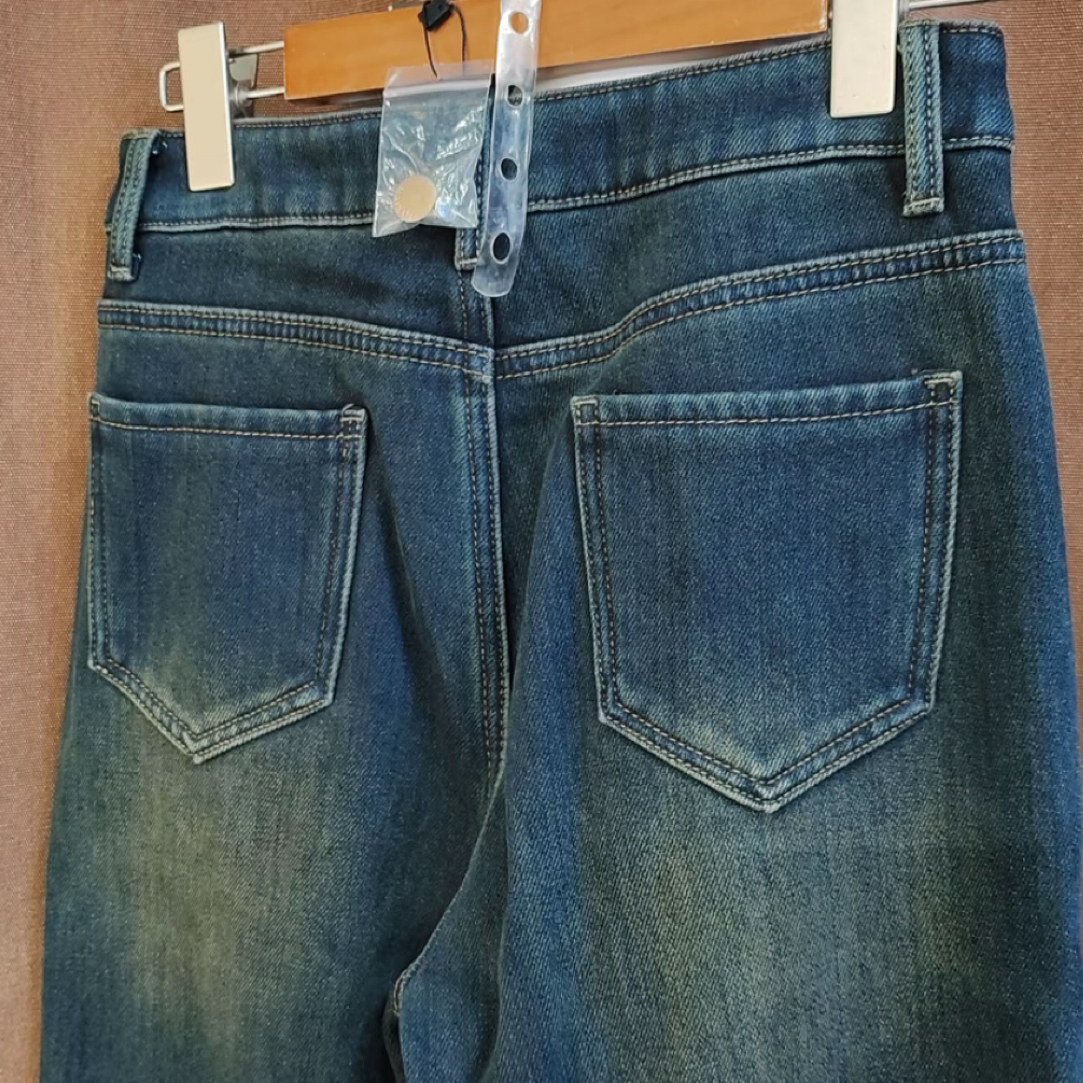 麦寻专卖的 加绒牛仔 小脚裤小哈伦